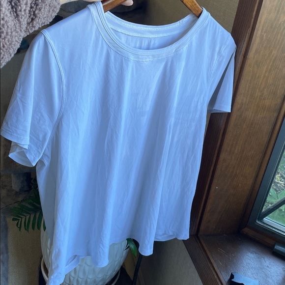 Lululemon Sunday Sprint Short Sleeve Tee Open Back Detail Off White - Picture 2 of 13